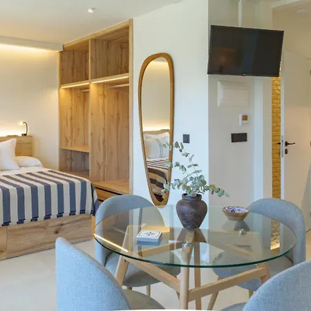 Alma House Hotel